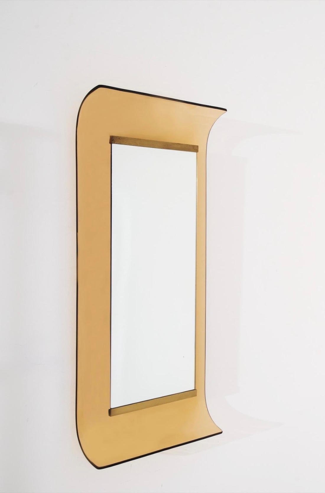 Ettore Sottsass : Wall Mirror  - Auction The Great Beauty - LTWID Auction House