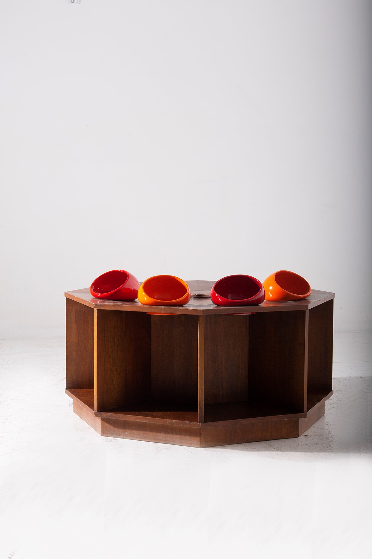 Vittorio Gregotti - Tavolino Bar con Ceramiche