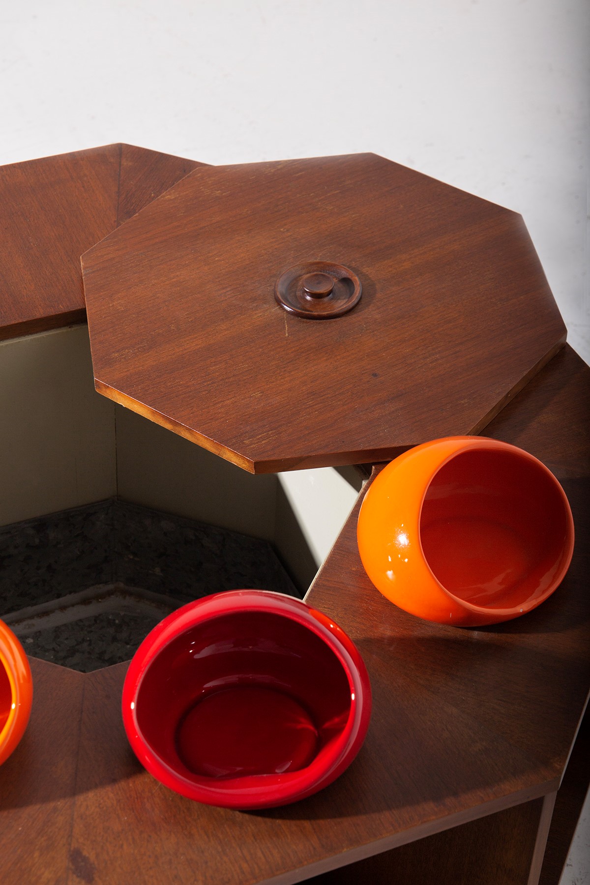 Vittorio Gregotti - Tavolino Bar con Ceramiche