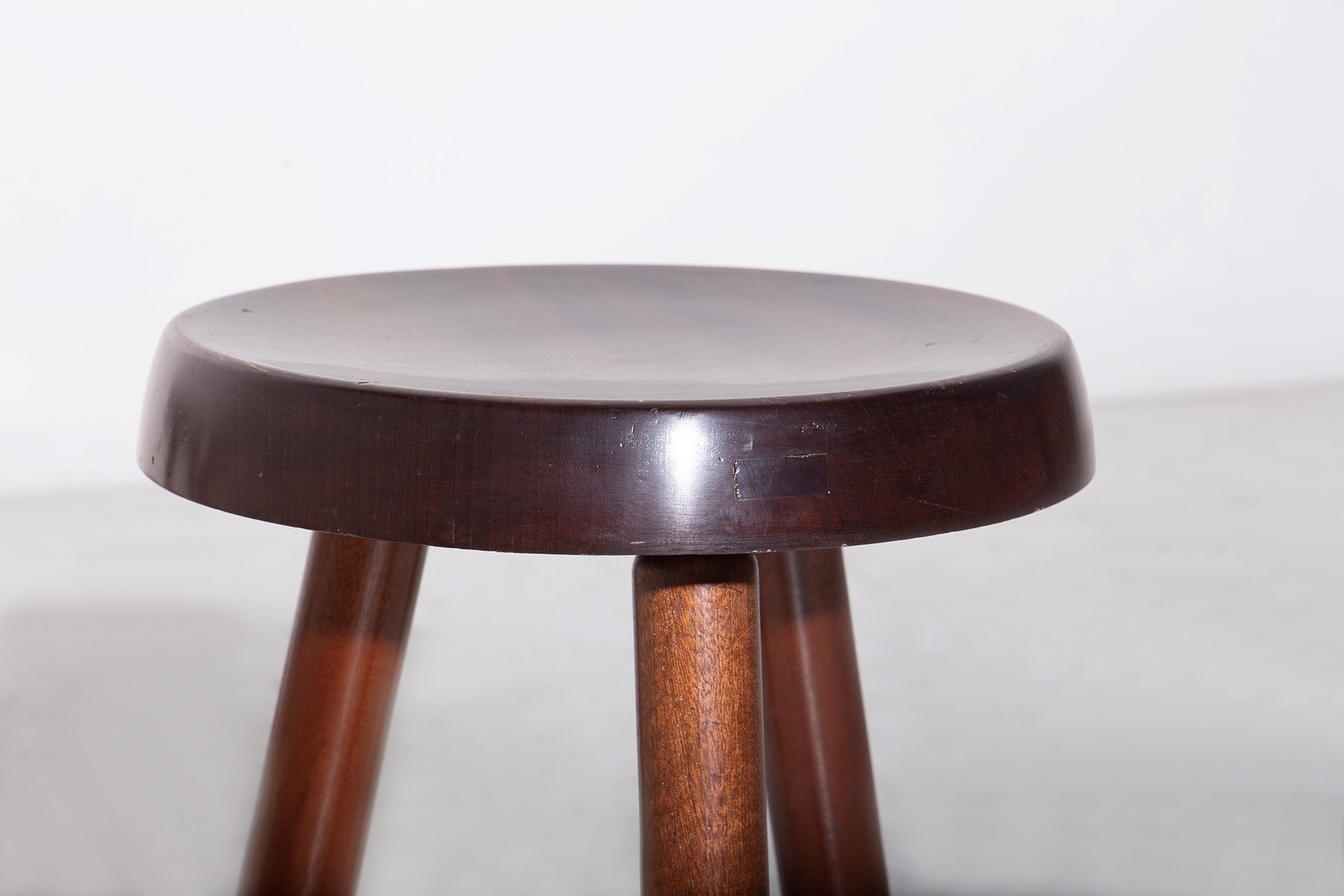 Charlotte Perriand - Coppia di Sgabelli