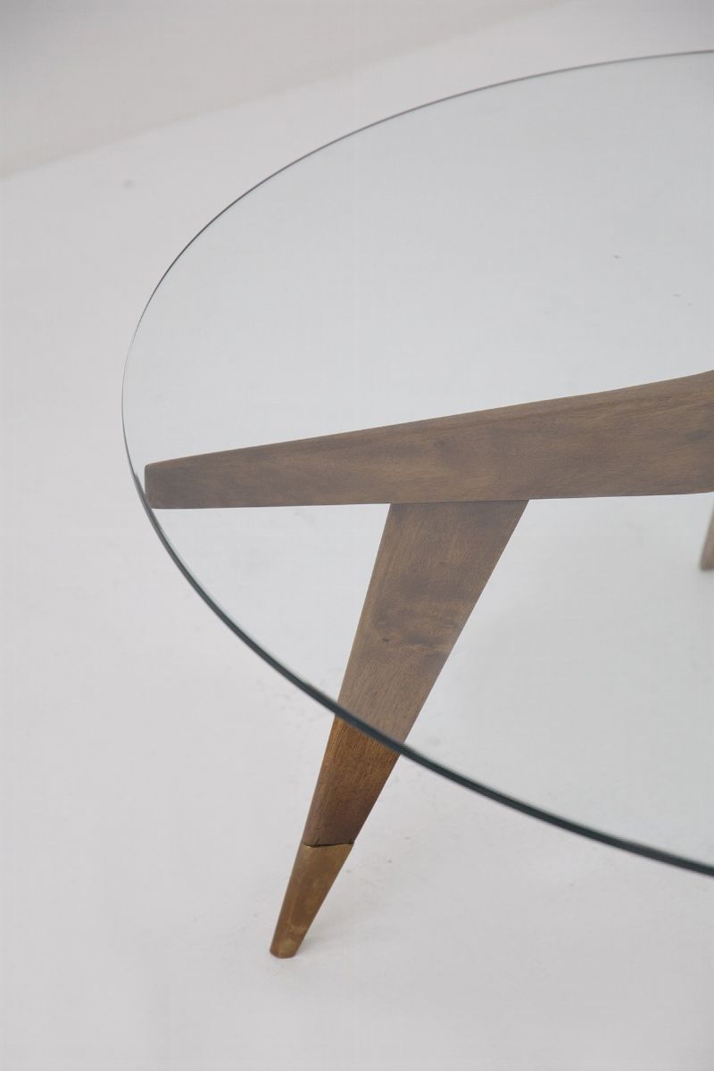 Gio Ponti Round Coffee Table in Wood And Glass For Siggeston