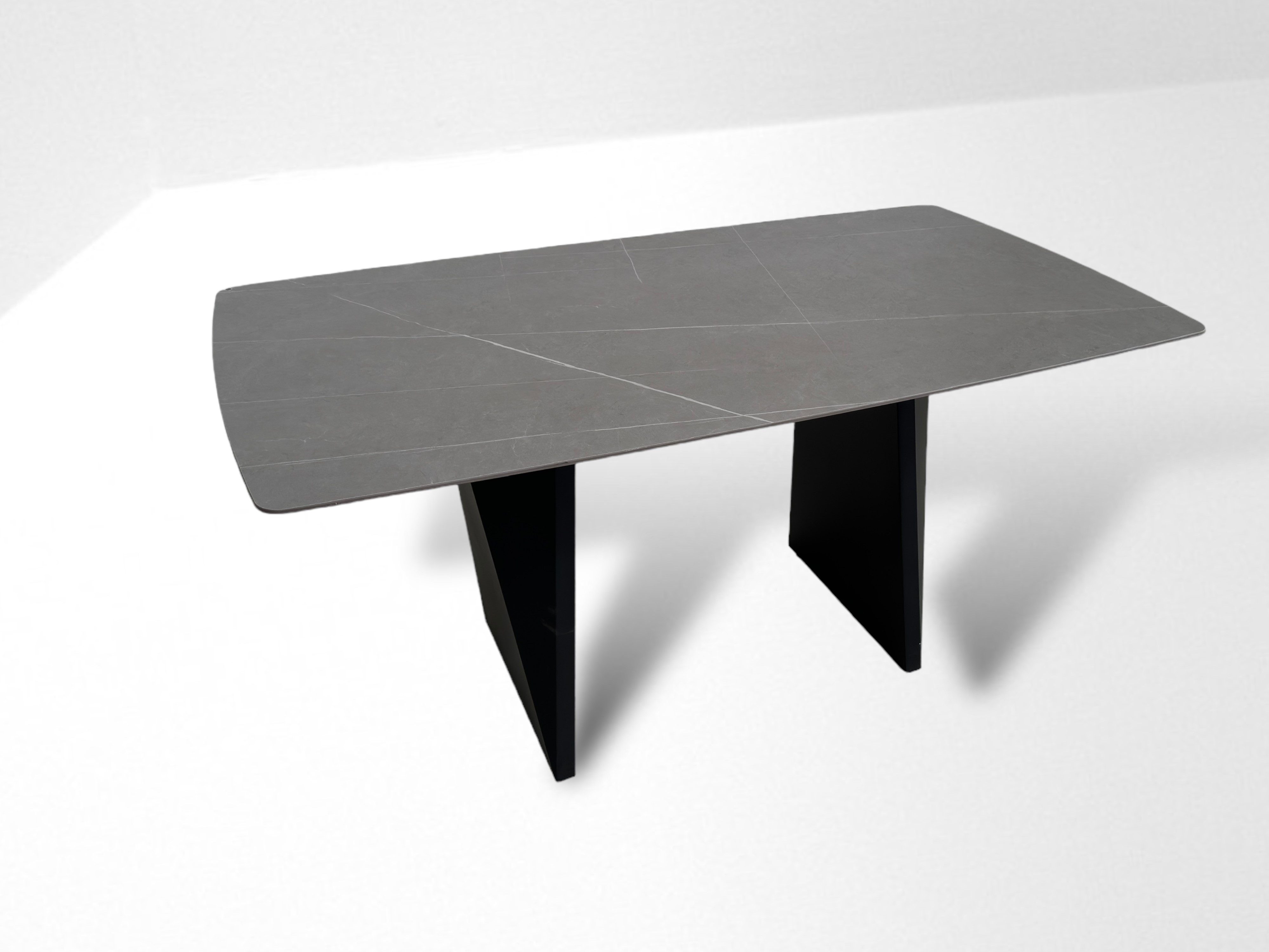 Manifattura Italiana : Dining table  - Auction Summer Bid Chance - LTWID Auction House