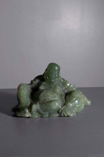 Statuetta di Buddha in Giada Verde
