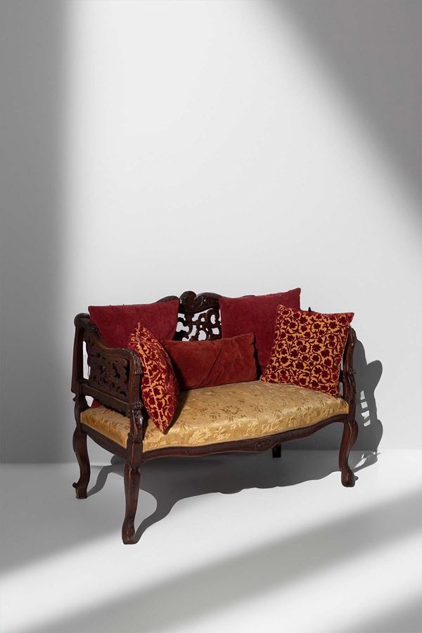 English settee in wood and fabric, Art Nouveau