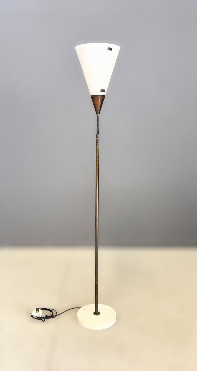 Lampada da Terra Orientabile Oluce