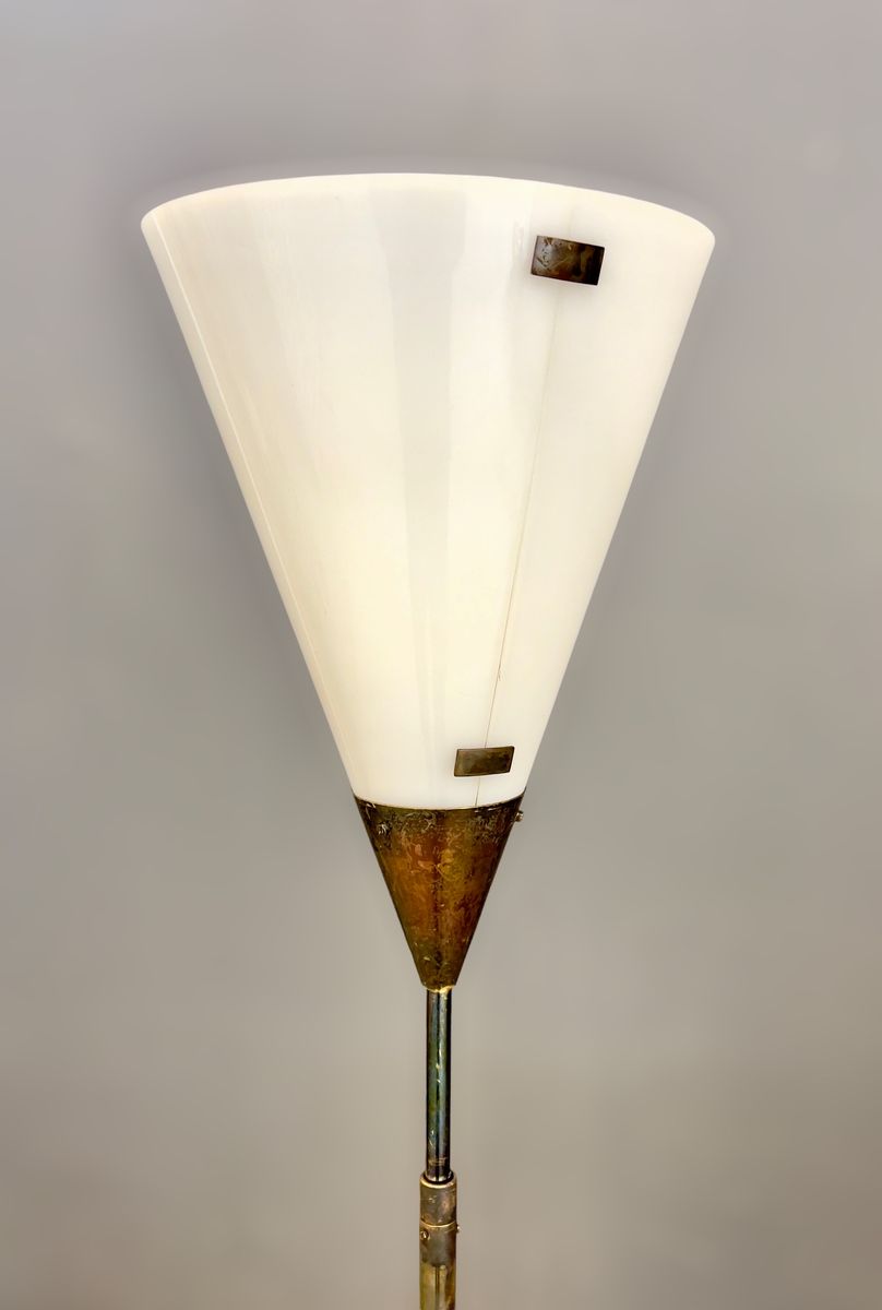 Lampada da Terra Orientabile Oluce