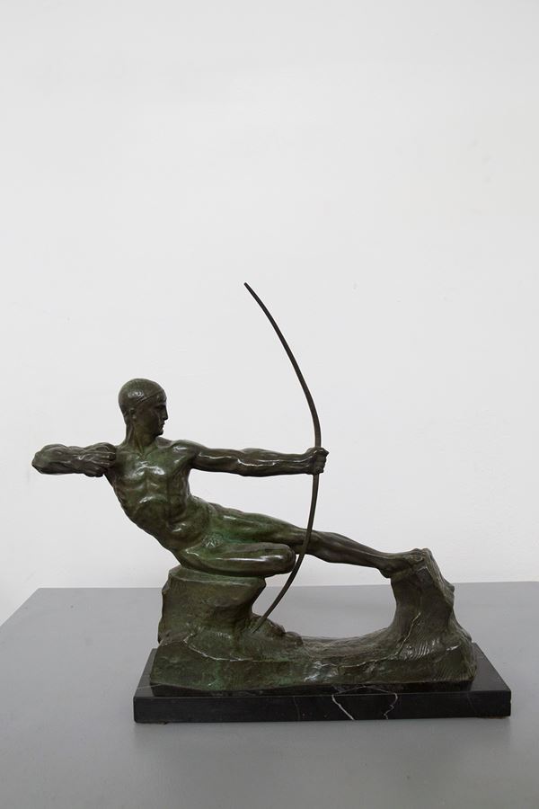 Victor  Demanet - Victor Demanet Scultura "L'Arciere" in bronzo, firmata