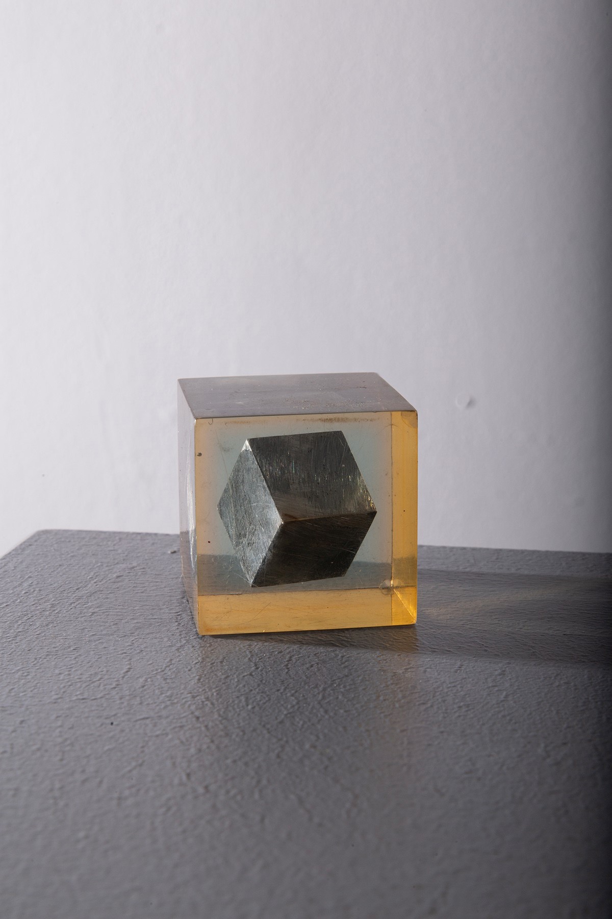 Enzo Mari - Cubo in Resina
