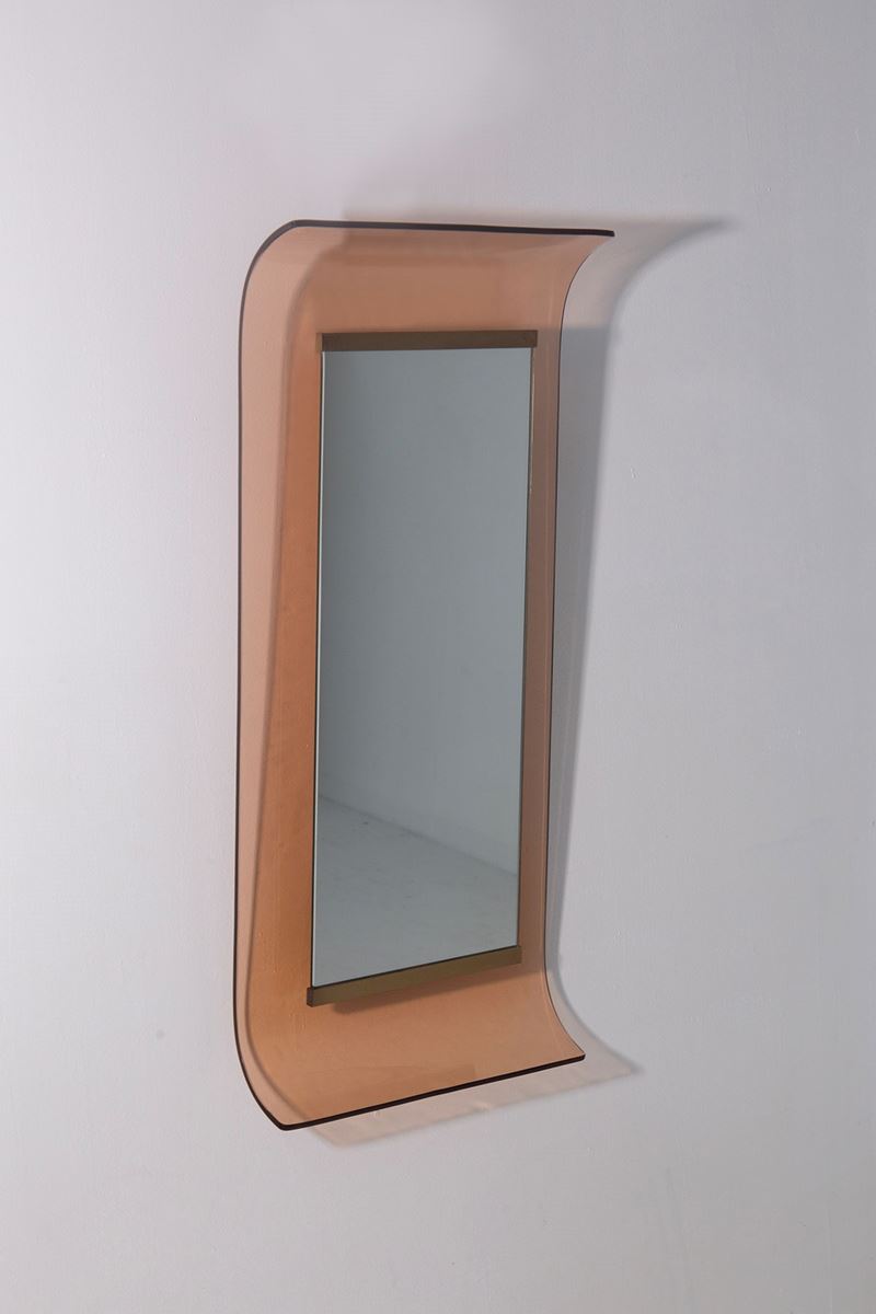 Specchio in vetro rosa