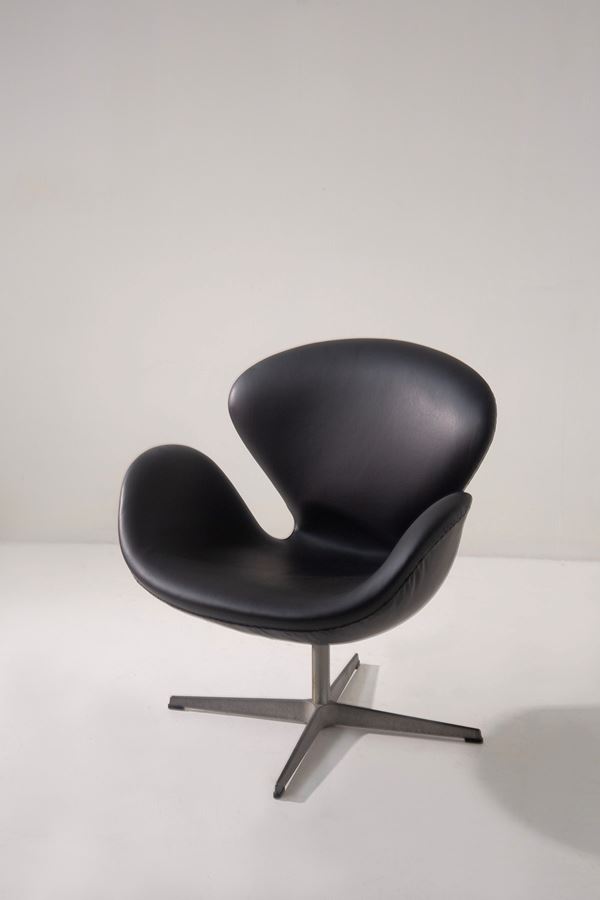 Arne Jacobsen - Swan Chair for Fritz Hansen