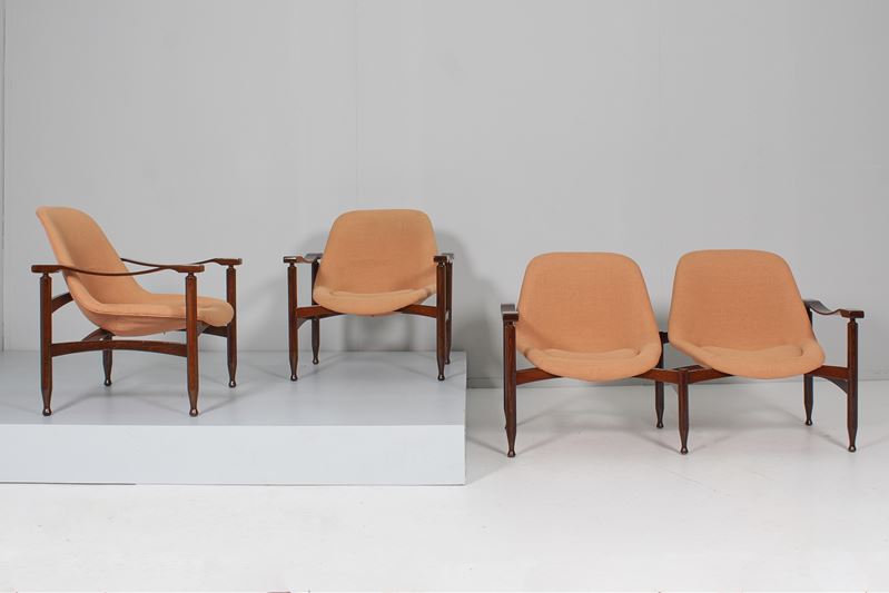 Set di 2 poltrone con divano