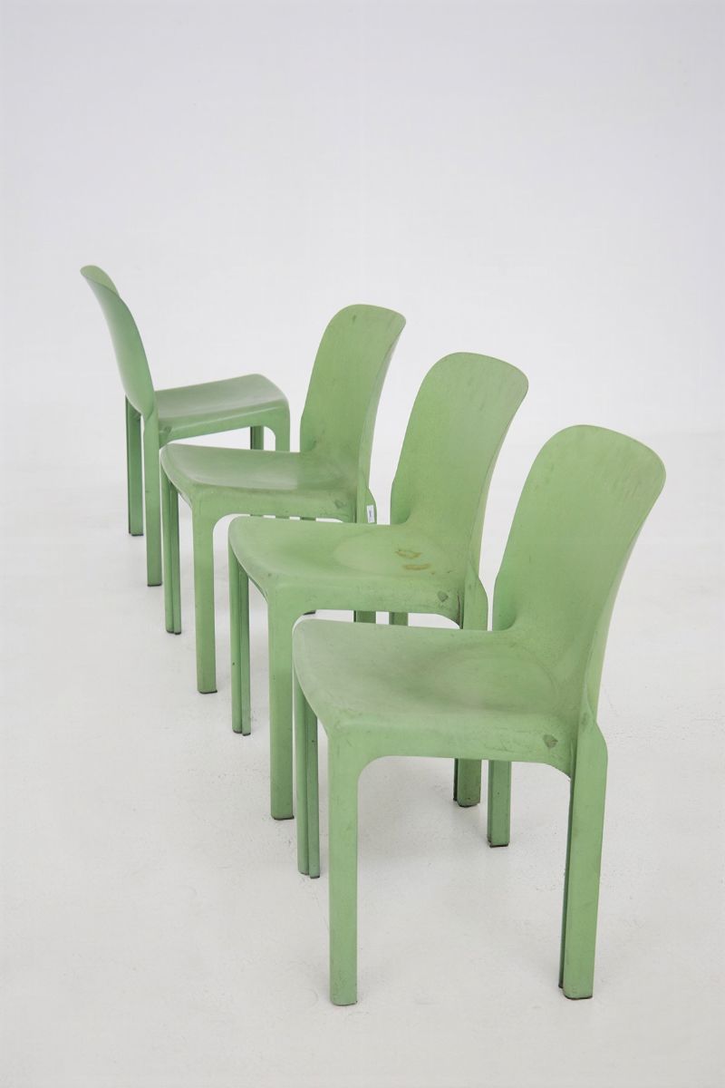 Table And Chairs Set By Vico Magistretti For Artemide, Original Brand