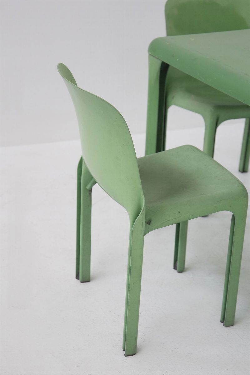 Table And Chairs Set By Vico Magistretti For Artemide, Original Brand