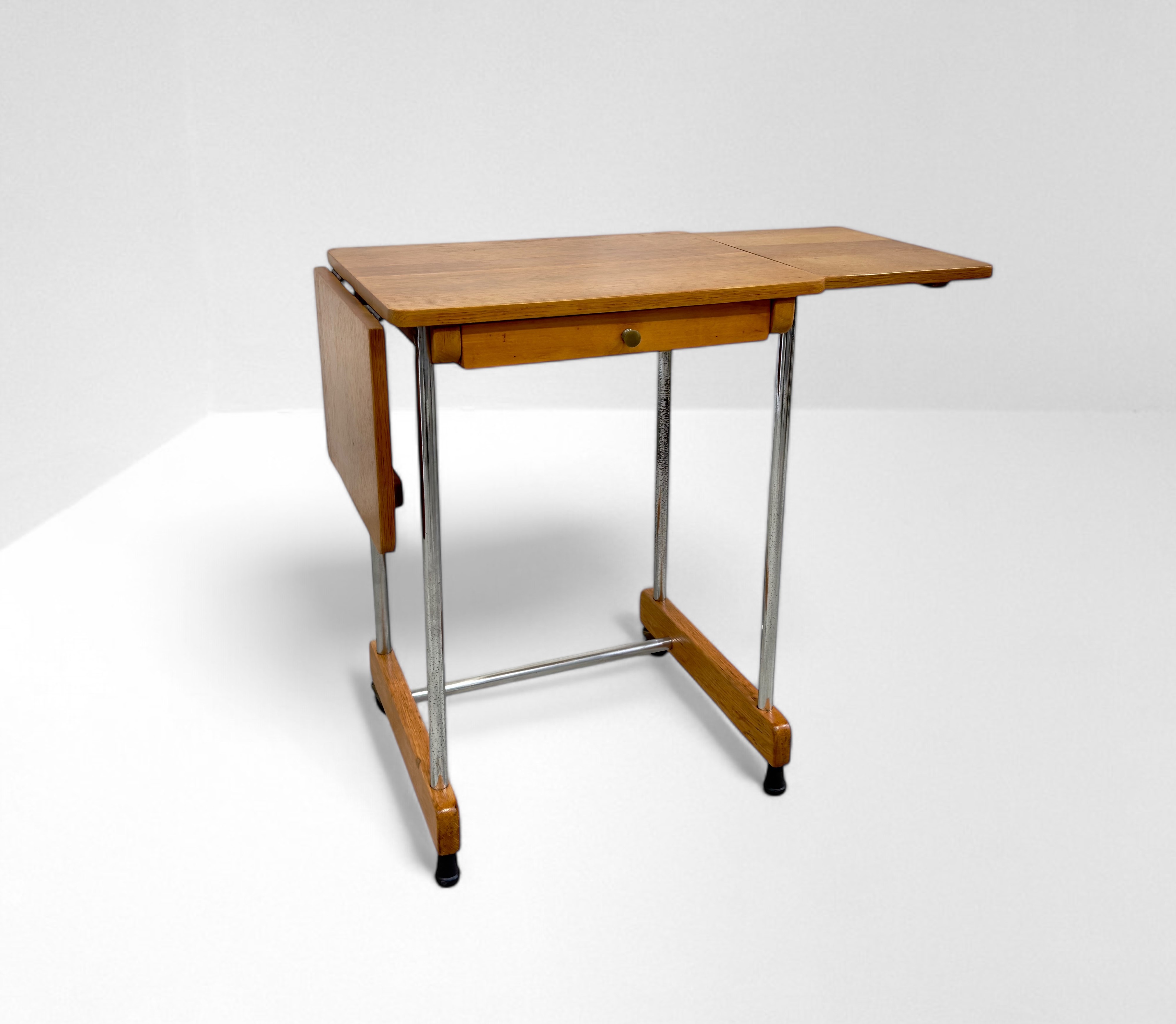 Manifattura Italiana : Small writing desk  - Auction Christmas Sale - LTWID Auction House