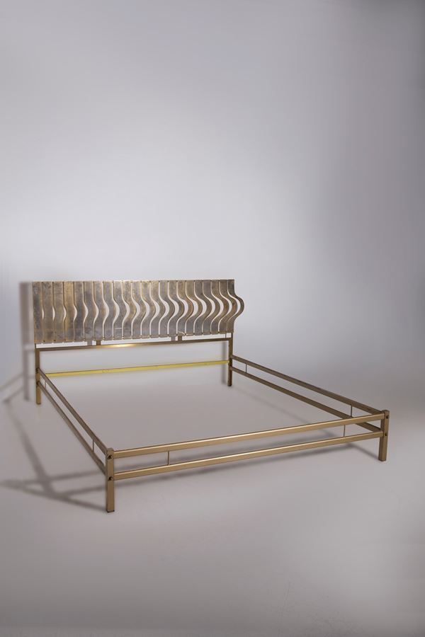 Manifattura Italiana - Sculptural brass bed