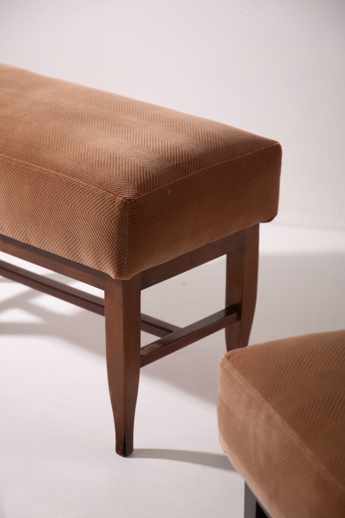 Gio Ponti - Coppia di Sgabelli Attr.