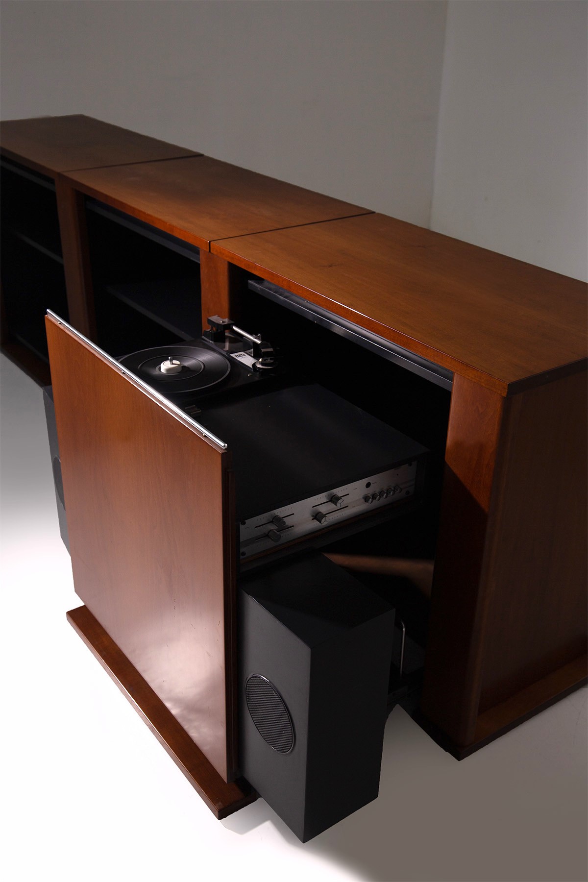 Manifattura Italiana - Credenza con giradischi