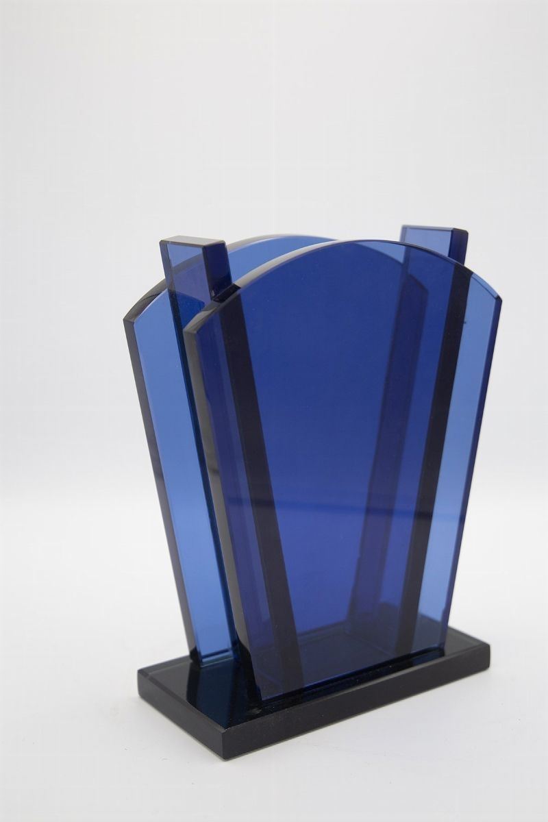 Ettore Sottsass - Vaso Elegante per Fontana Arte Vaso in Vetro Blu