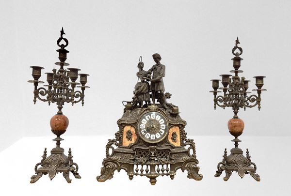 Manifattura Italiana - Orologio e coppia di candelabri