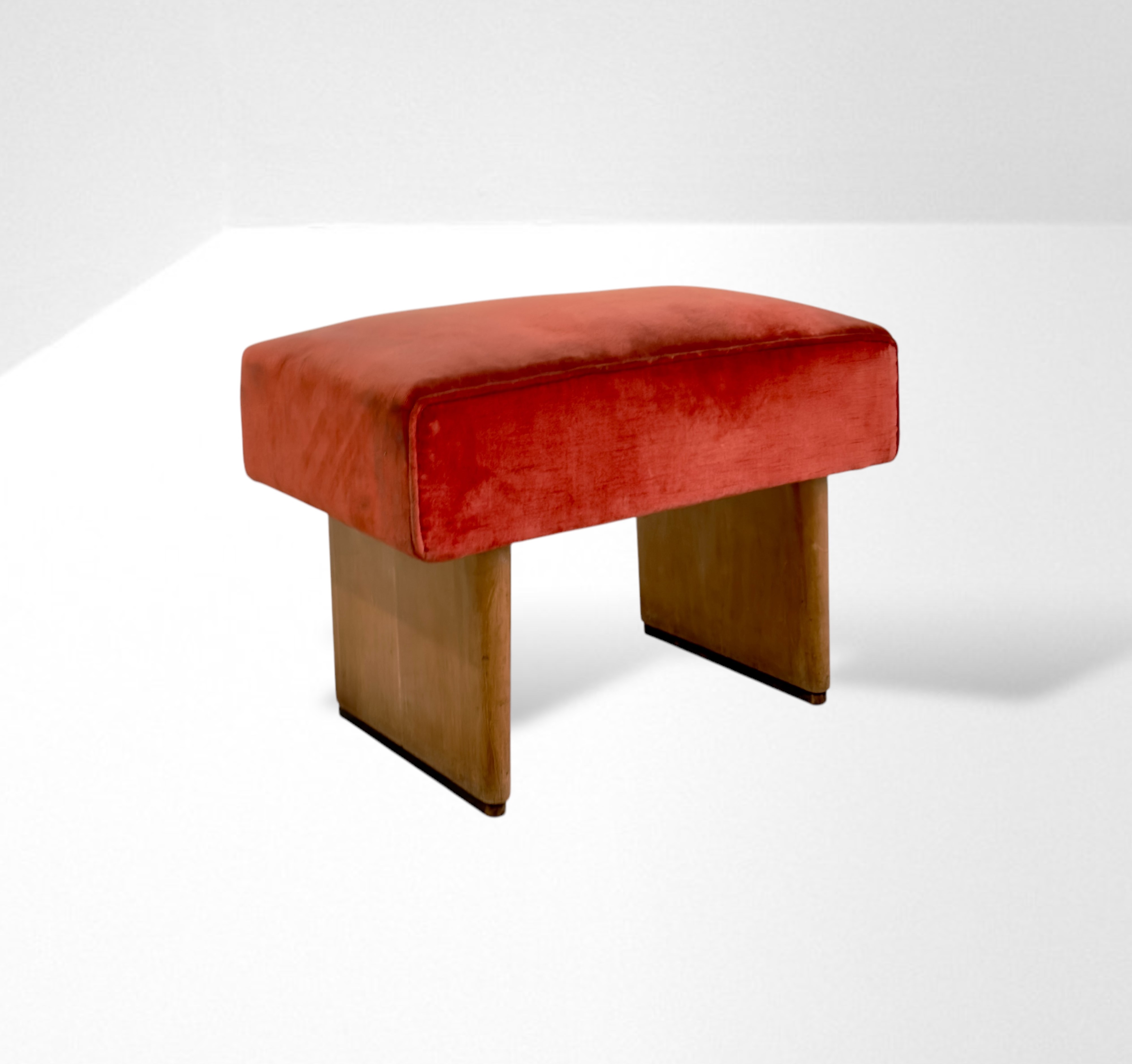 Paolo Buffa : Pouf  - Asta La Décoration - LTWID Auction House