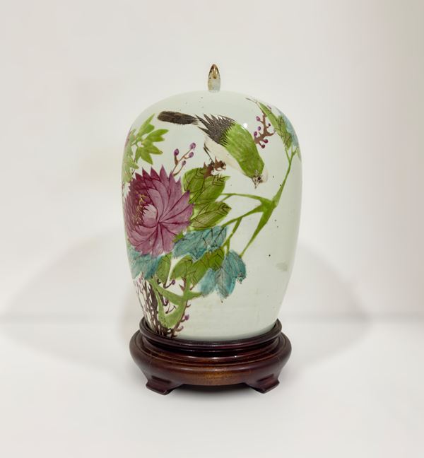 Manifattura cinese - Porcelain potiche