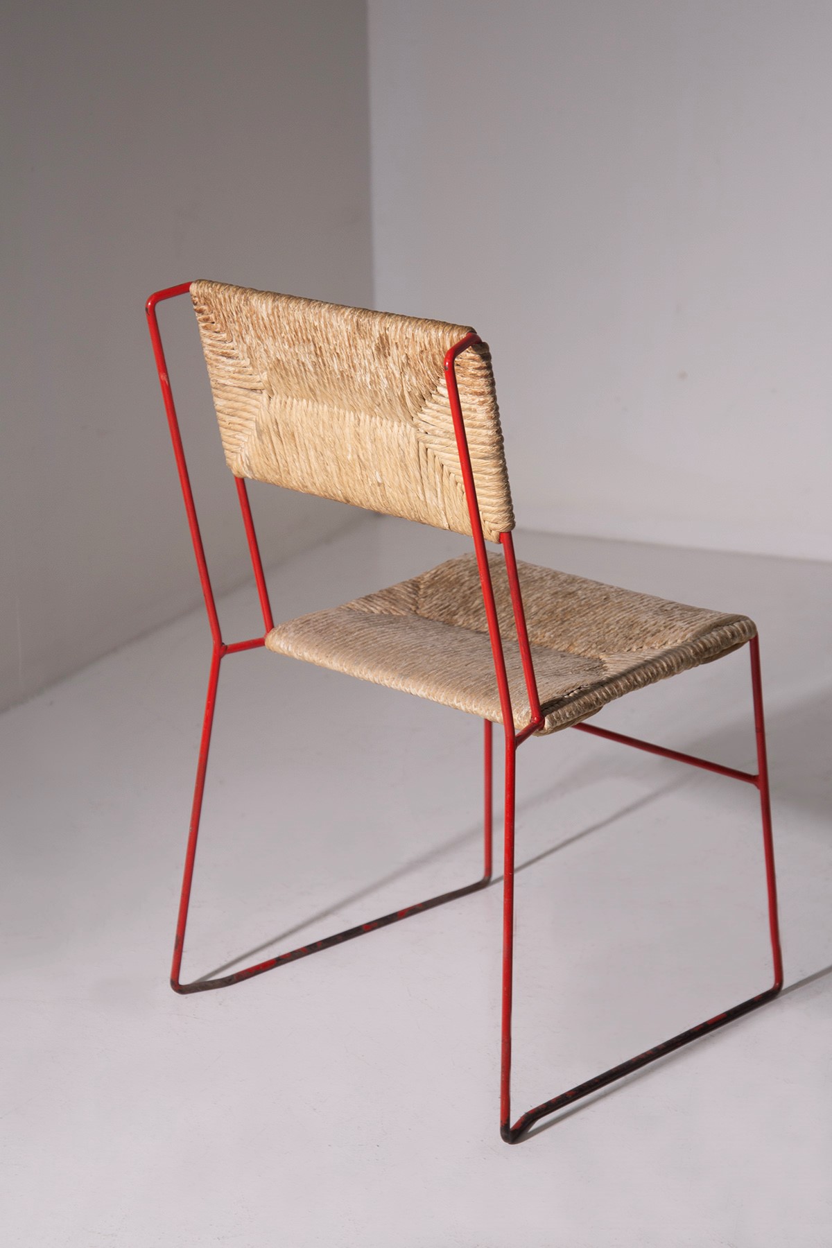 Set di quattro sedie in paglia