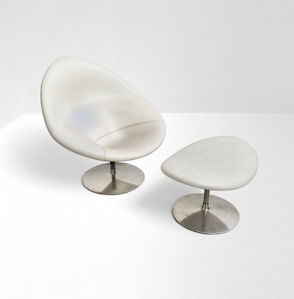 Pierre Paulin -  Big Globe Lounge Chair with Ottoman