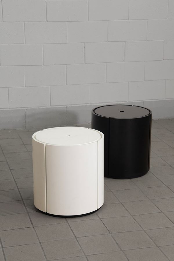 Manifattura Italiana - Pair of nightstands