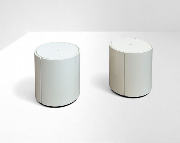 Manifattura Italiana - Pair of nightstands