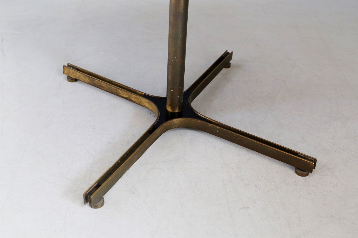 Tavolo in Ottone e Legno (attr.)