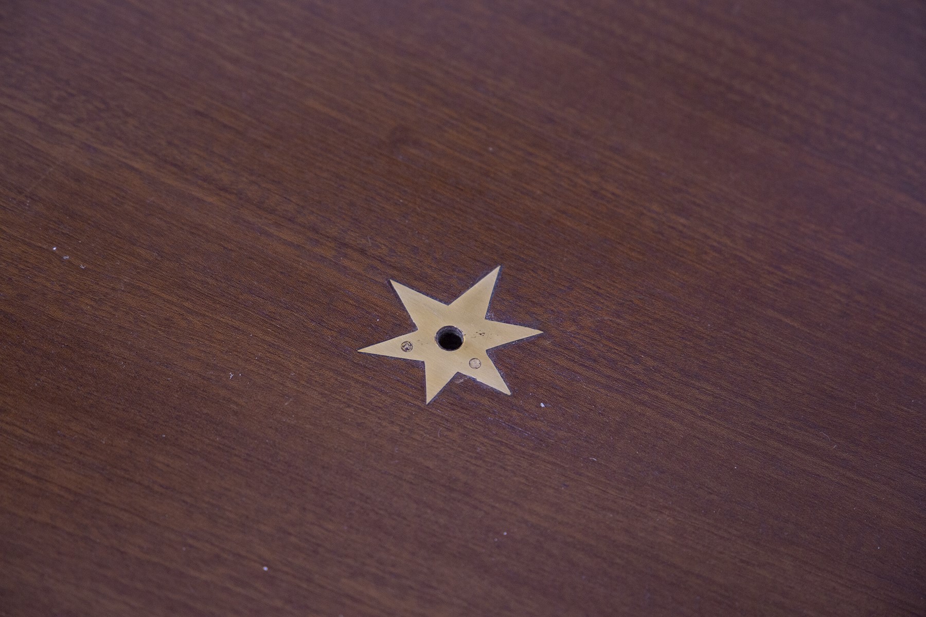 Raro tavolo da gioco e console (Attr.)