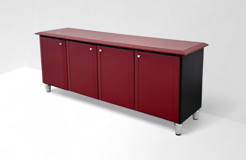 Credenza a quattro ante