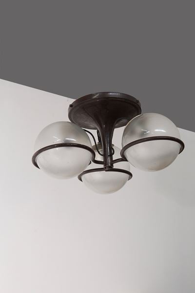 Lampadario per Arteluce, Etichetta
