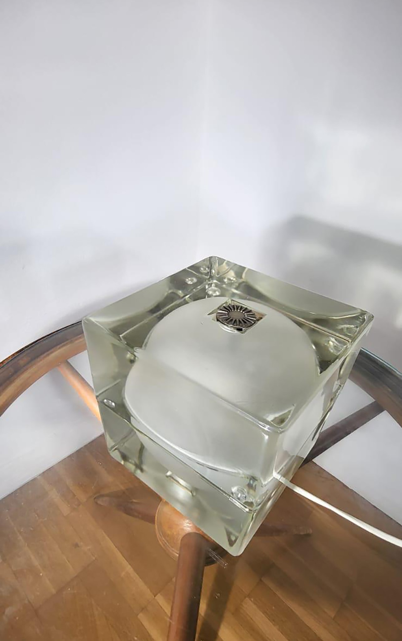 Lampada da tavolo Cubosfera