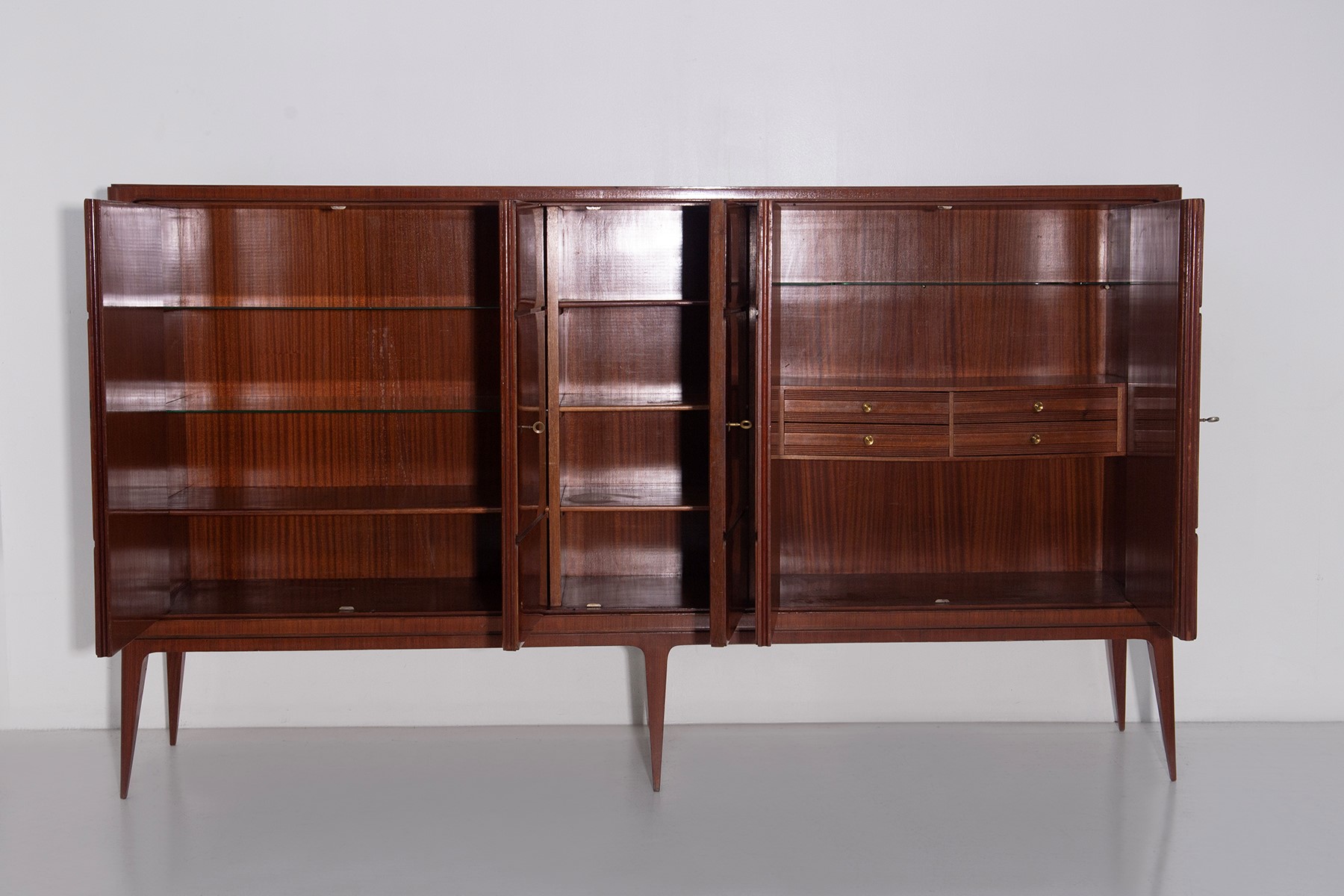 Paolo Buffa - Grande Credenza Esecuzione Arrighi