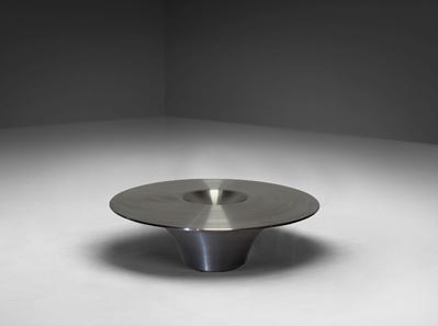 Tavolino per Cattelan
