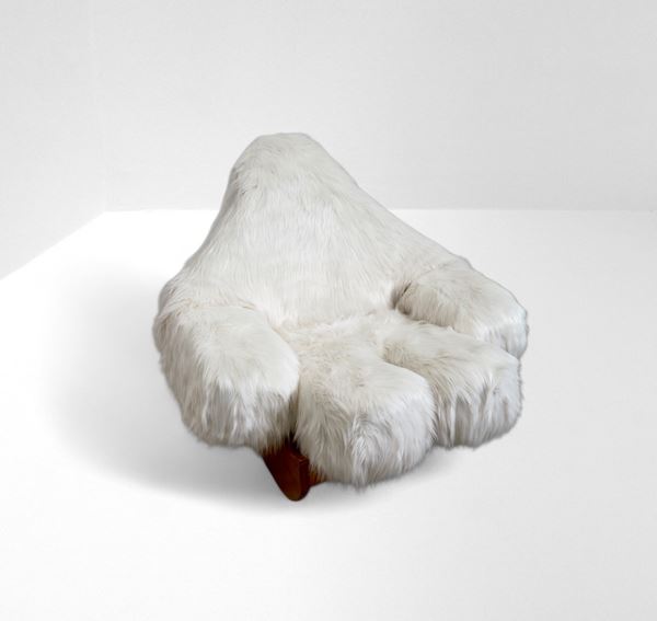 Mario Scheichenbauer - Yeti Armchair