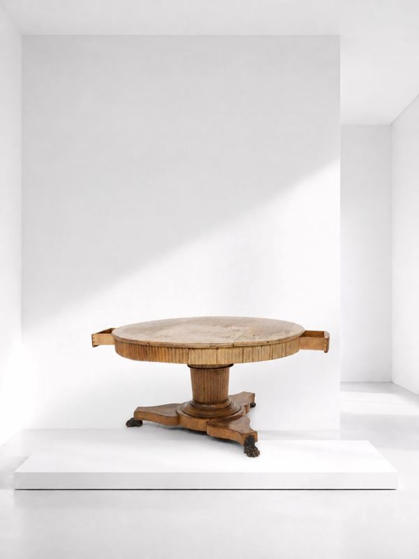 Manifattura Italiana - Lucchese Empire Walnut Round Table