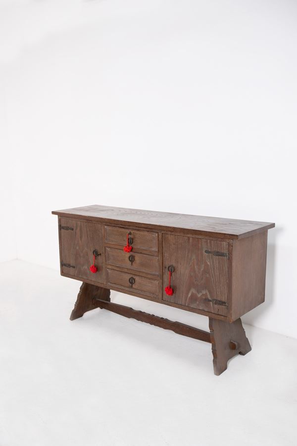 Credenza vintage italiana in legno massiccio e ferro