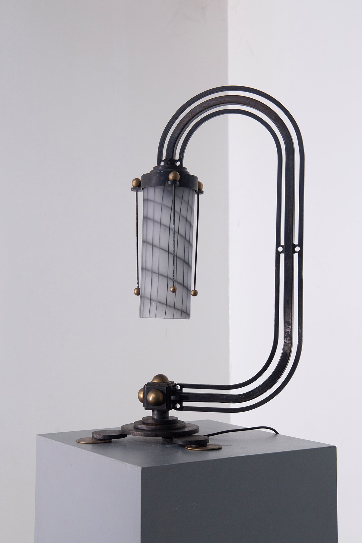 Grande lampada da tavolo