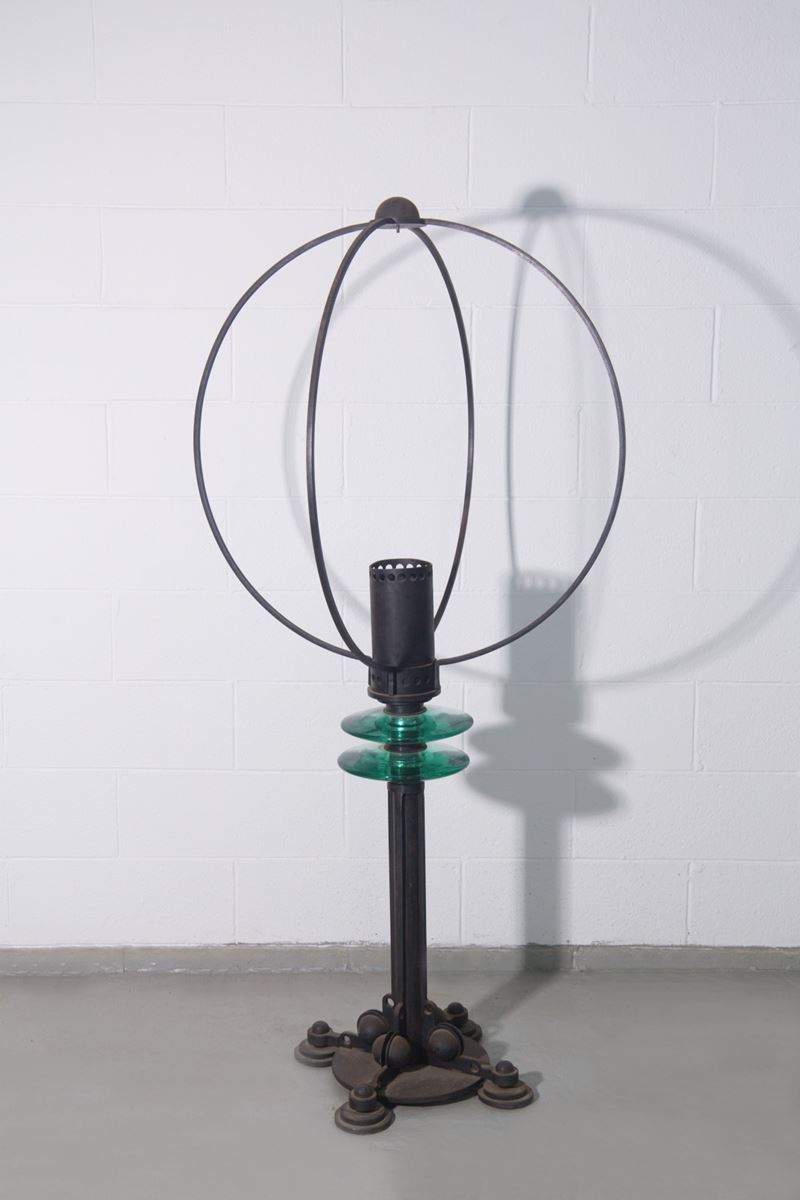 Lampada da terra sferica