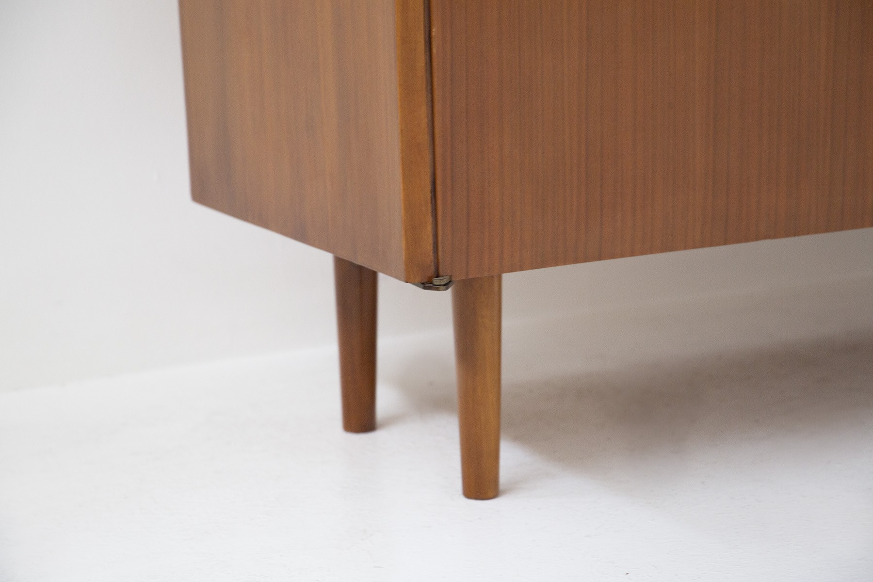 Credenza in legno