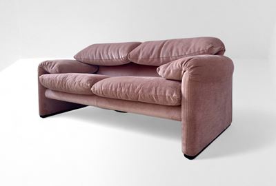 Vico Magistretti, Divano Maralunga, progettato nel 1973, prod. Cassina, Italia