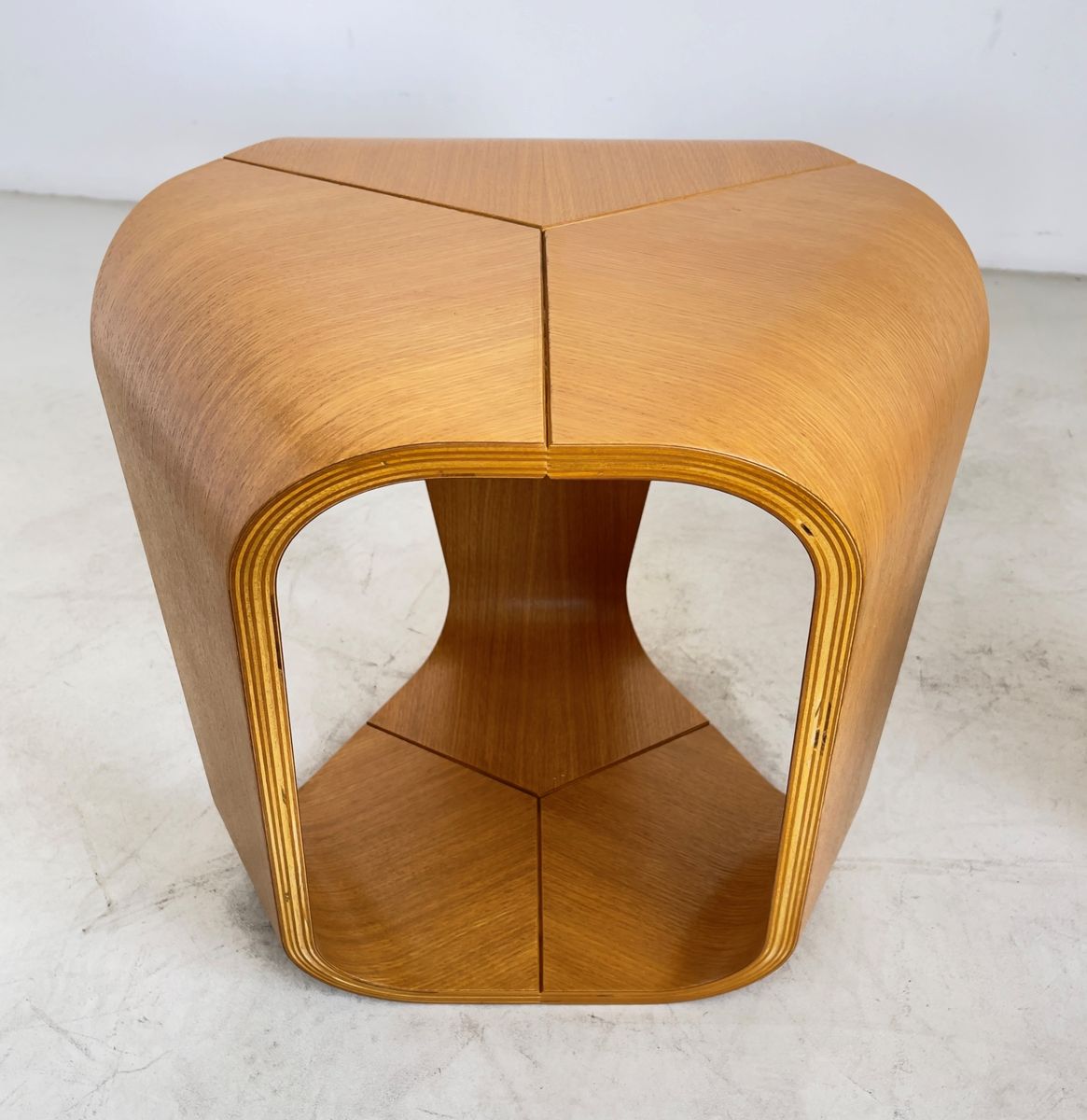 Coppia di Tavolini / Sgabelli Infinity