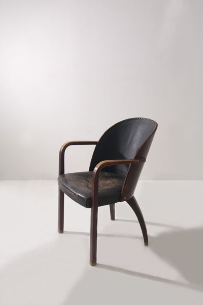 Rara poltroncina in legno e pelle