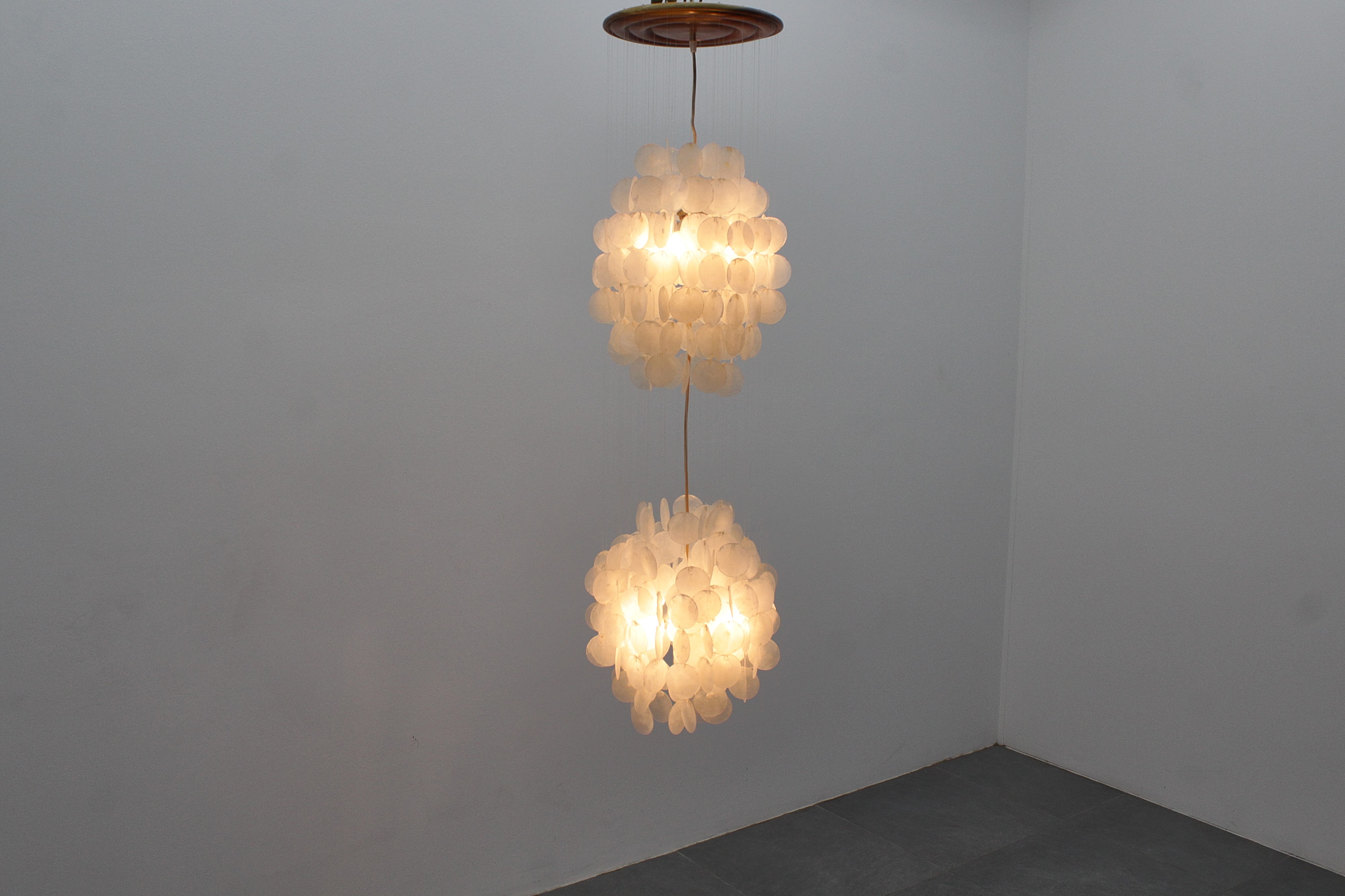 Verner Panton - Lampada a sospensione in madreperla, legno e metallo