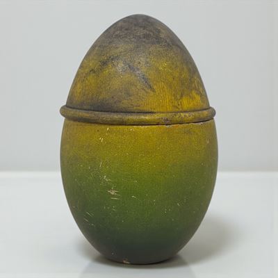 Vaso contenitore futurista in legno laccato con coperchio
