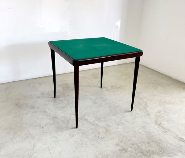 Foldable game table
