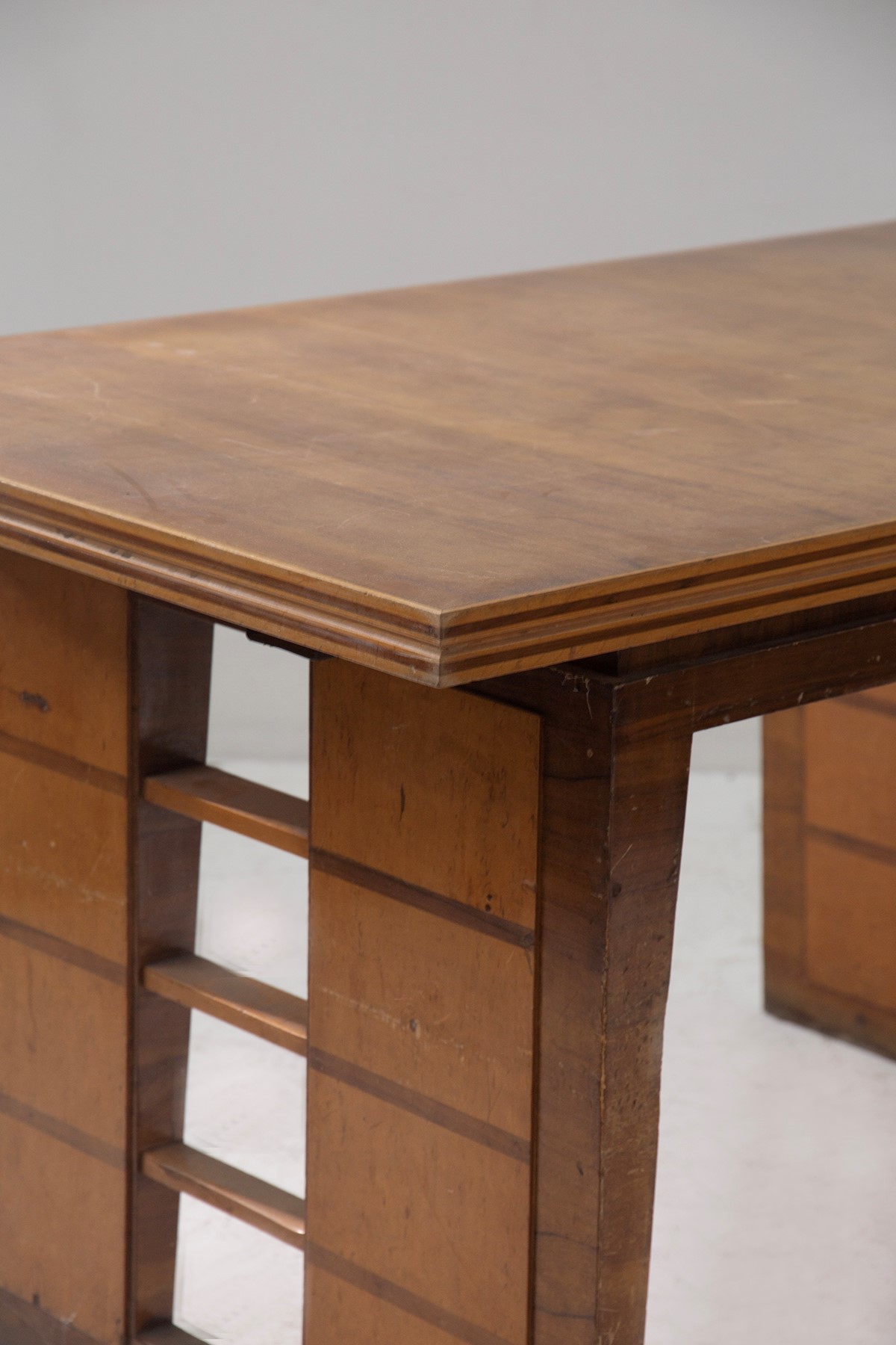 Gio Ponti - Tavolo da pranzo in legno intarsiato (stile Art Déco, anni Trenta-Quaranta del XX sec...