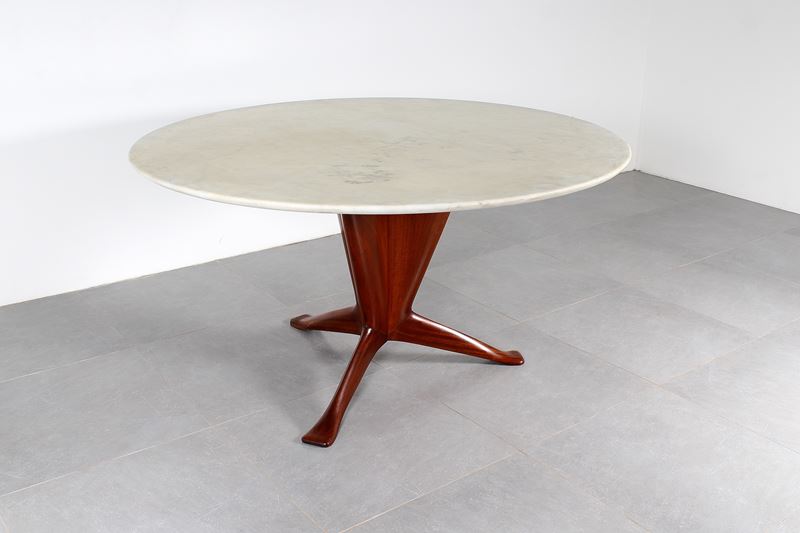 Ico Parisi - Tavolo circolare in marmo e legno, anni '50
